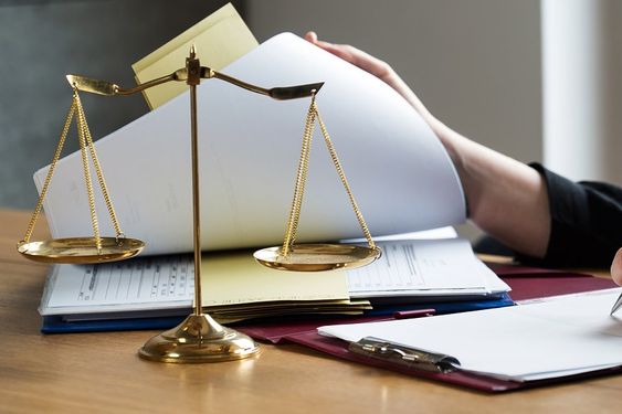 criminal defense attorney